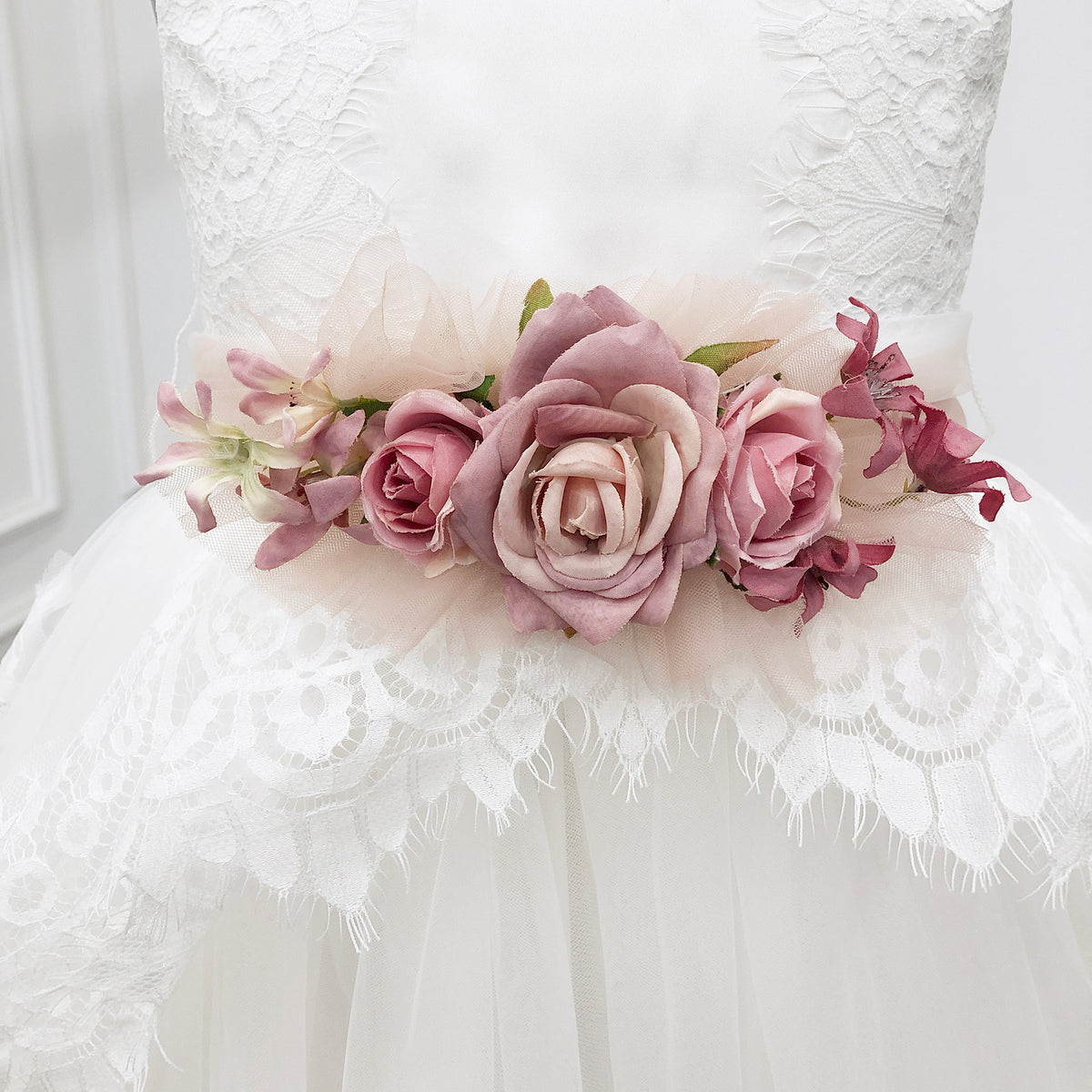 Custom Flower Girl Dresses| White Lace Tulle Flower Girl Dress| Wedding Girl Dress with Sash| 1st Communion Dresses| Birthday Party Dresses