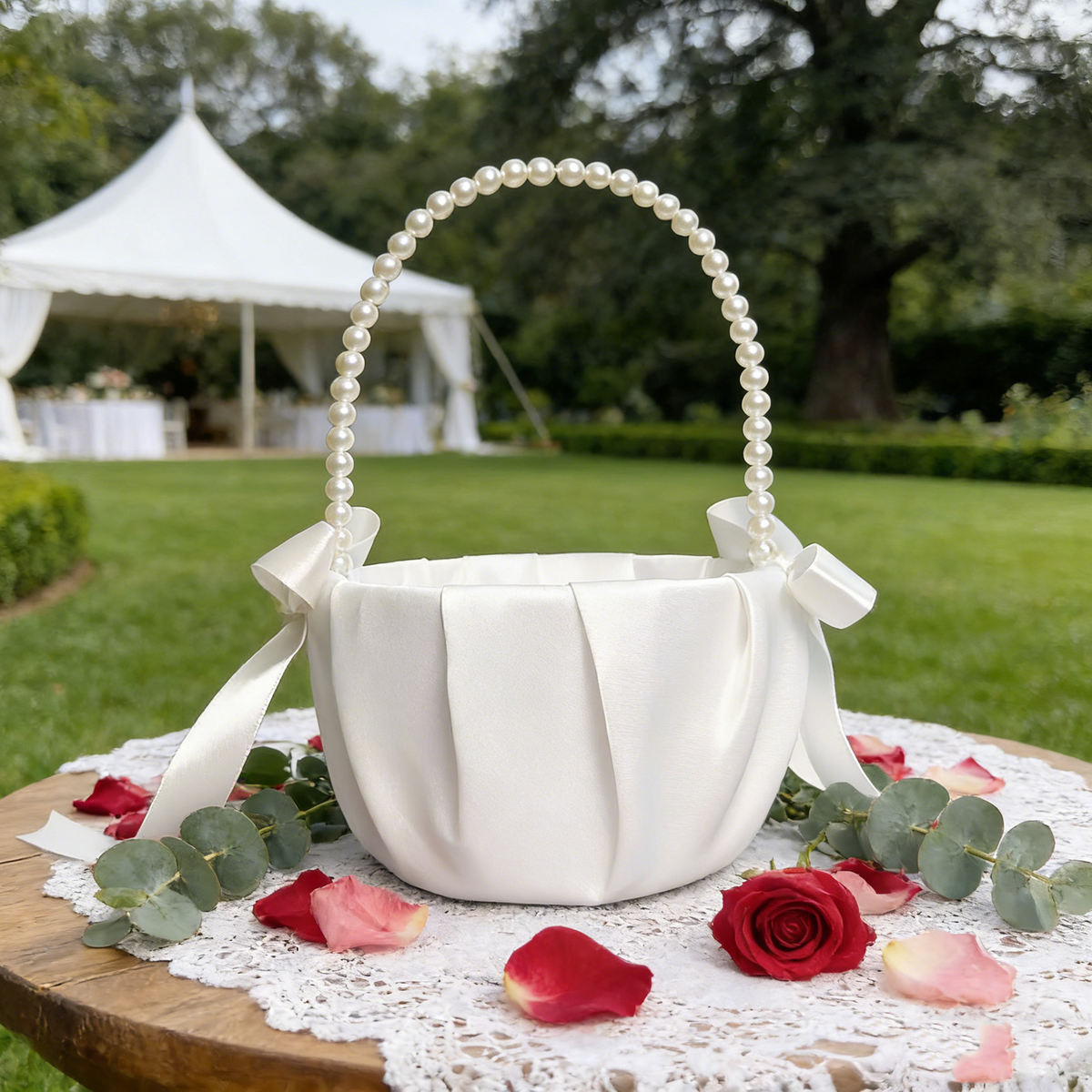 Satin Flower Girl Baskets with Pearl Handle, Elegant Wedding Ceremony Petal Basket, Bridal Party Accessory, Rustic Wedding Decoratioin